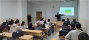 Öğrenciler İçin Kamu ve Özel Sektörde Kariyer Planlaması Semineri Düzenlendi